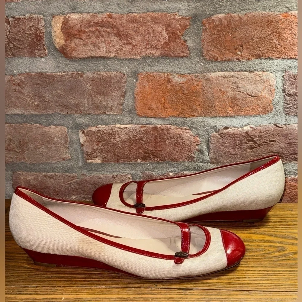 Cole Haan Women's Mary Jane Shoe Red Patent Tan Beige Linen Low Wedge Size 11B - Picture 3 of 10